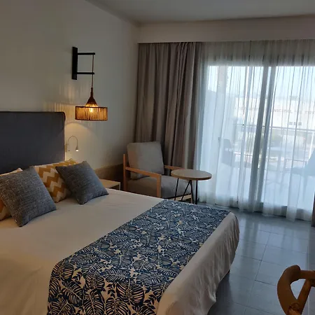 Hotel Cabogata
